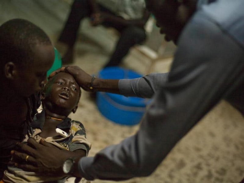 Soudan du sud: une guerre inconnue, des victimes silencieuses (de C. Mae Magbojos, L. Coppi)