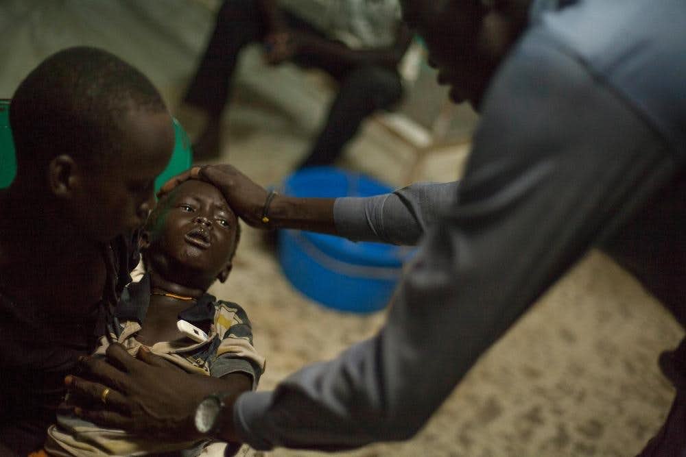 Soudan du sud: une guerre inconnue, des victimes silencieuses (de C. Mae Magbojos, L. Coppi)