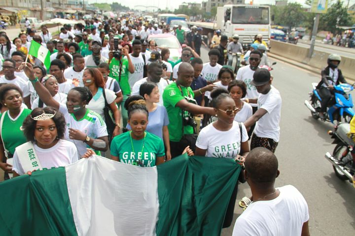 La Nigeria sconfina nel disordine sociale: un decennio di guerra civile che devasta i sogni dei giovani (di Beatrice Ciuntu Lacramioara)